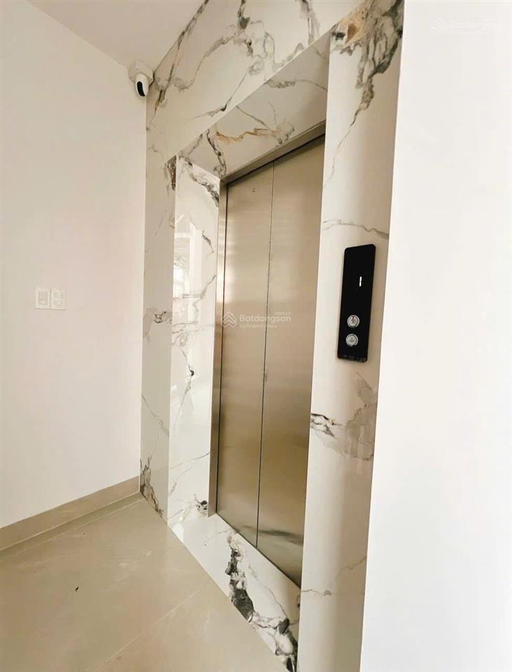 Bán toà căn hộ hẻm hùng vương, nha trang, cách chợ đêm 30m, cách biển 150m