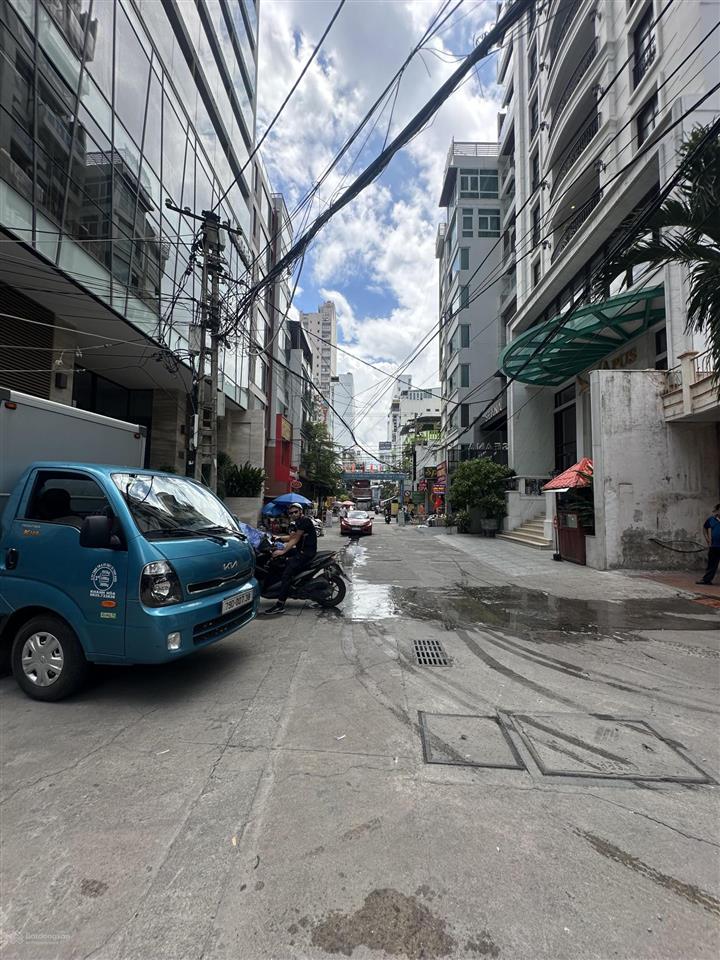 Bán đất xây khách sạn, hẻm 7m đường hùng vương, nha trang, cách biển 200m giá 173tr/m2