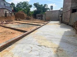 Bán 1 lô duy nhất lô đất 3.5 tỷ . anh em nhanh lên mua ngay kèo hết cơ hội  đất xóm mít, cổ loa,