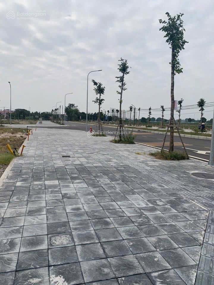 Bán đất tđc  bca mai lâm đa view vườn hoa đường 13m gần cầu tứ liên. diện tích 56m2