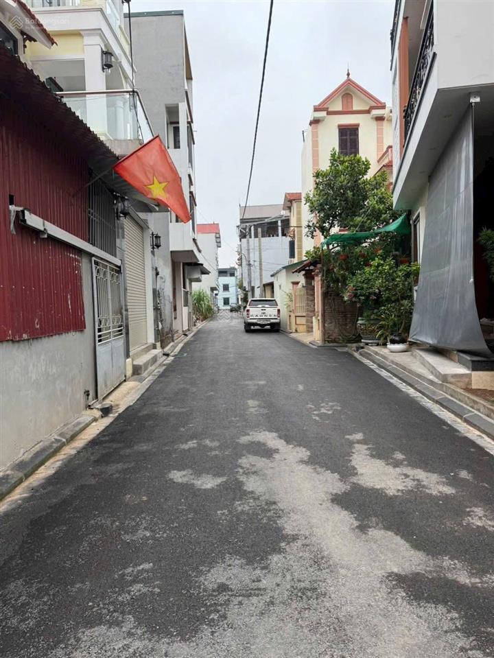 Bán mảnh đất 2 mặt thoáng. vị trí gần chợ thôn xuân canh, xuân canh, đông anh, hn dt 50m2