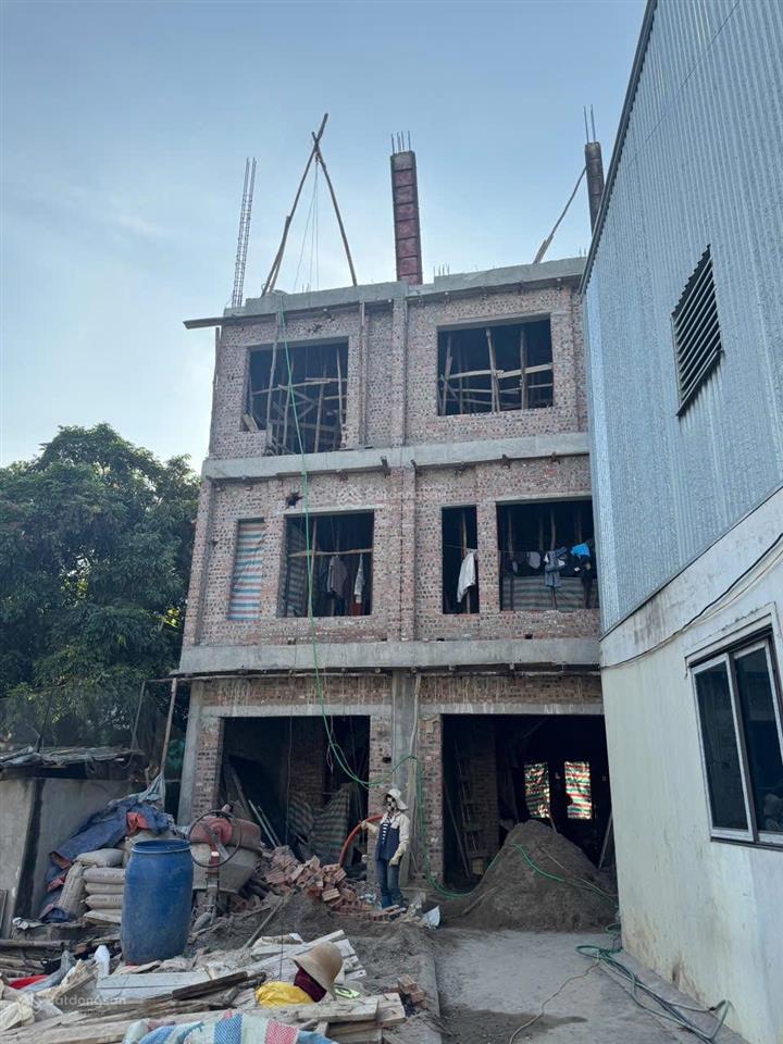 2 căn nhà thái bình em đang hoàn thiện rồi ạ bán nhà 4 tầng gần siêu dự án đại lộ sông hồng