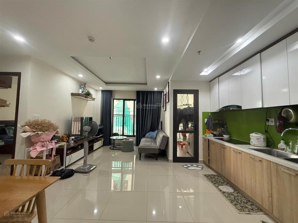 Chính chủ bán căn 2 phòng ngủ full nội thất tầng cao thoáng ct2 vcn phước hải chỉ 3tỷ290