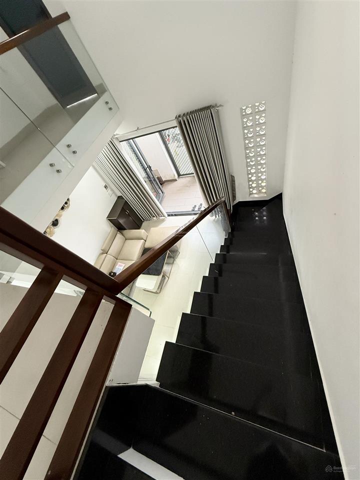 Chính chủ bán nhà 2 tầng tđc kđt phước long sổ hồng hoàn công nhà full nội thất sang xịn chỉ 7,1tỷ