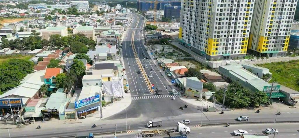 Chủ kẹt vốn ngân hàng nên cần bán gấp nền nhà phố trục chính d1  thống nhất, đường 32m bình nguyên