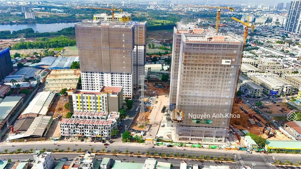 Nhà phố mặt tiền đường thống nhất  bcons city chỉ còn căn cuối cùng, tt 2,6 tỷ nhận nhà ngay