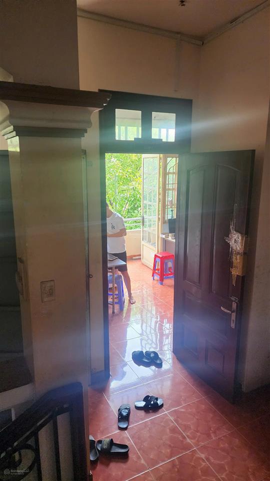 Bán biệt thự mt khu phan xích long  8.2 x 16m  4 tầng  hđ thuê 50 triệu/tháng  chỉ 35.9 tỷ