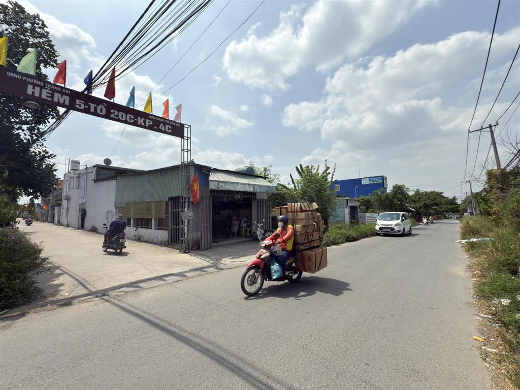 Bán đất mặt tiền thân nhân trung, trảng dài, biên hòa, đồng nai, 9,9tỷ, 675,3 m2 còn thương lượng