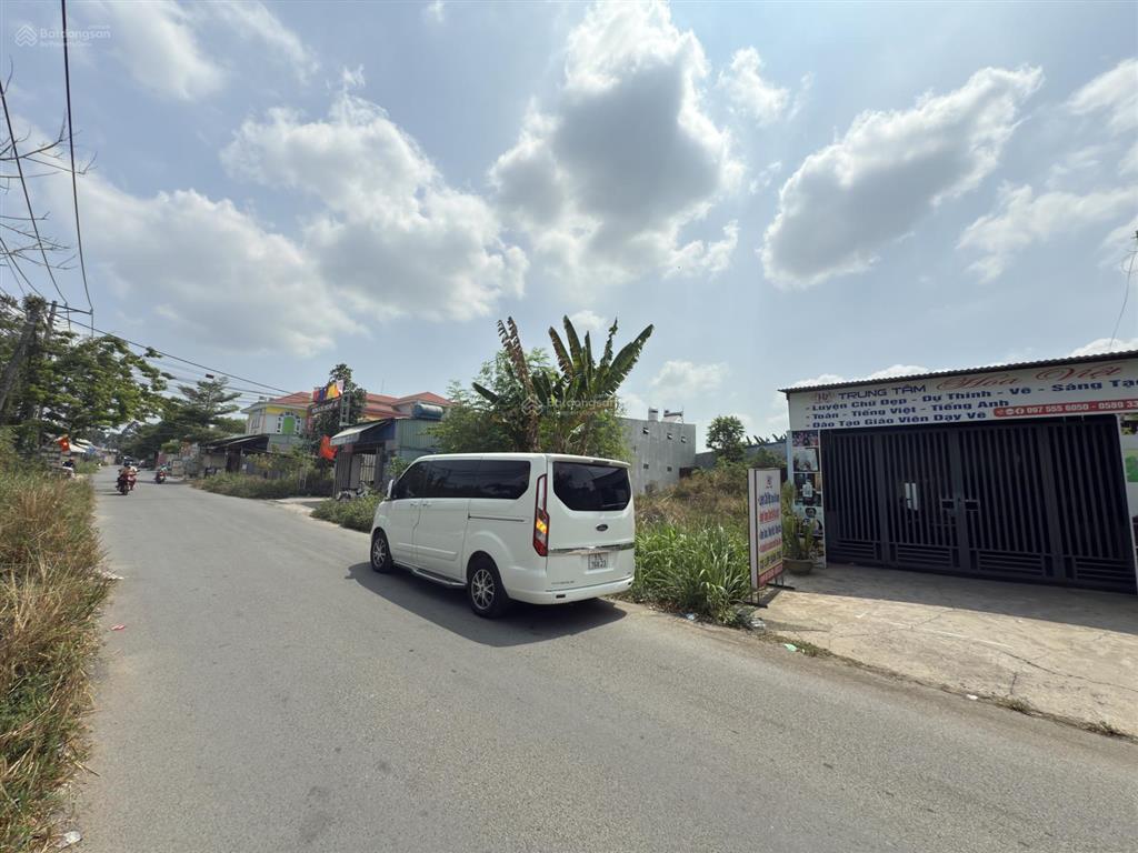 Bán đất mặt tiền thân nhân trung, trảng dài, biên hòa, đồng nai, 9,9tỷ, 675,3 m2 còn thương lượng