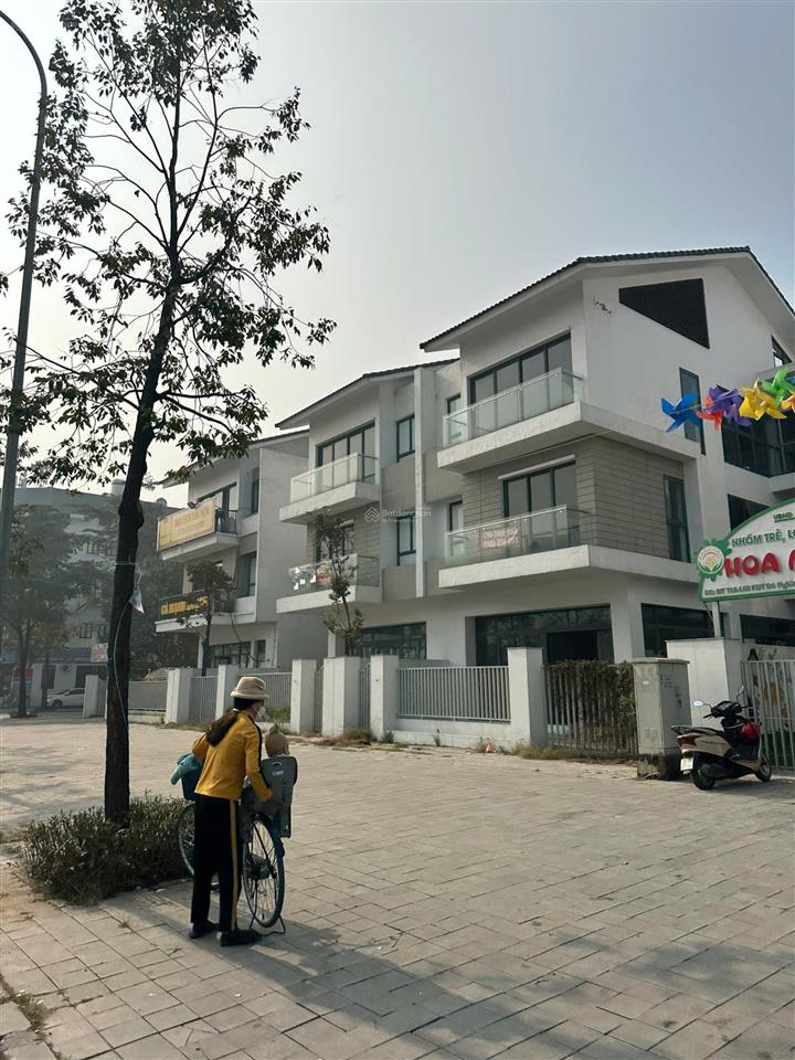 Bán biệt thự nam cường 144tr/m2 đường 17,5m + phía sau vườn hoa 10m  giá đã bao gồm xây thô