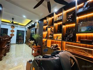 Bán liền kề mặt đường 30m  hoàn thiện đẹp  giá 20 tỷ