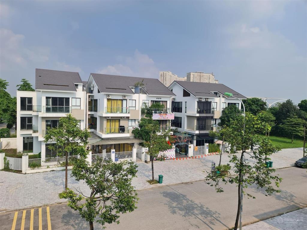 Bán biệt thự lô góc  kđt nam cường (sol lake villa)  giá 32 tỷ  diện tích 222,5m2