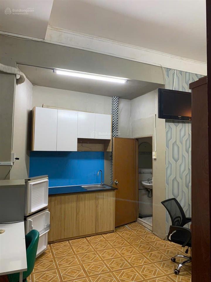 Phòng full nội thất ngay sân bay tsn, thang máy, khóa vân tay, giờ giấc tự do