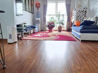Góc bán căn 107m tại ct7 giá rẻ nhất khu
nhà full nội thất tầng trung view thoáng đẹp