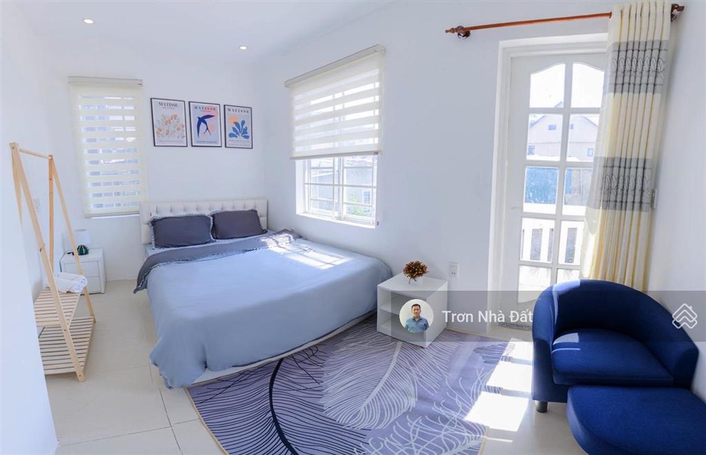 Tôi chính chủ bán biệt thự vườn đà lạt, gần bờ hồ 18x18m, trệt 2 lầu nhà đẹp vào ở liền