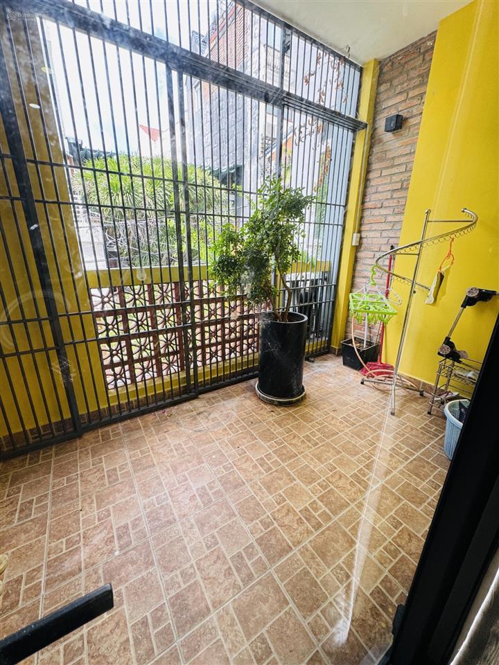 Bán nhà đậu 2 xe hơi có thang máy hẻm dương bá trạc 8x12  4 lầu call 0909 227 ***