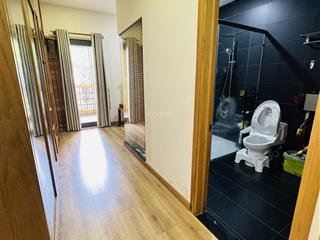 Bán nhà đậu 2 xe hơi hẻm dương bá trạc 8x12  4 lầu có thang máy call 0909 227 ***