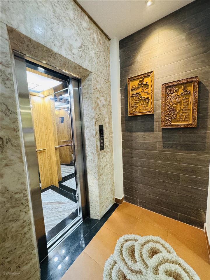 Bán nhà đậu 2 xe hơi có thang máy hẻm dương bá trạc 8x12  4 lầu call 0909 227 ***