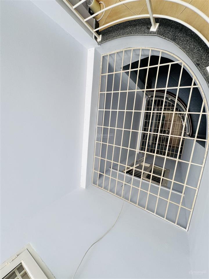 Bán nhà trung sơn 6x20m trệt 3 đối diện công viên, call 0909 227 ***