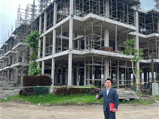 Quỹ ngoại giao  vị trí đẹp  giá hợp lý, ký trực tiếp chủ đầu tư, chiết khấu tốt nhất, sẵn sổ đỏ