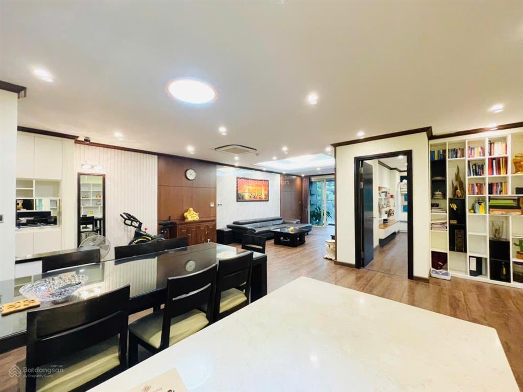 Bán căn góc 172m2, 3 ngủ + 1 phòng làm việc, giá bán rẻ nhất tại mandarin garden