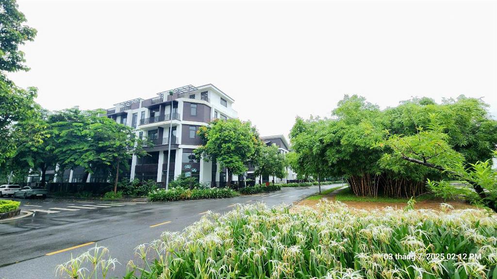 Em còn đúng duy nhất 01 căn giá rẻ nhất dự án, thanh toán 21,5 tỷ thôi ạ.  e.thắng 0919 558 ***