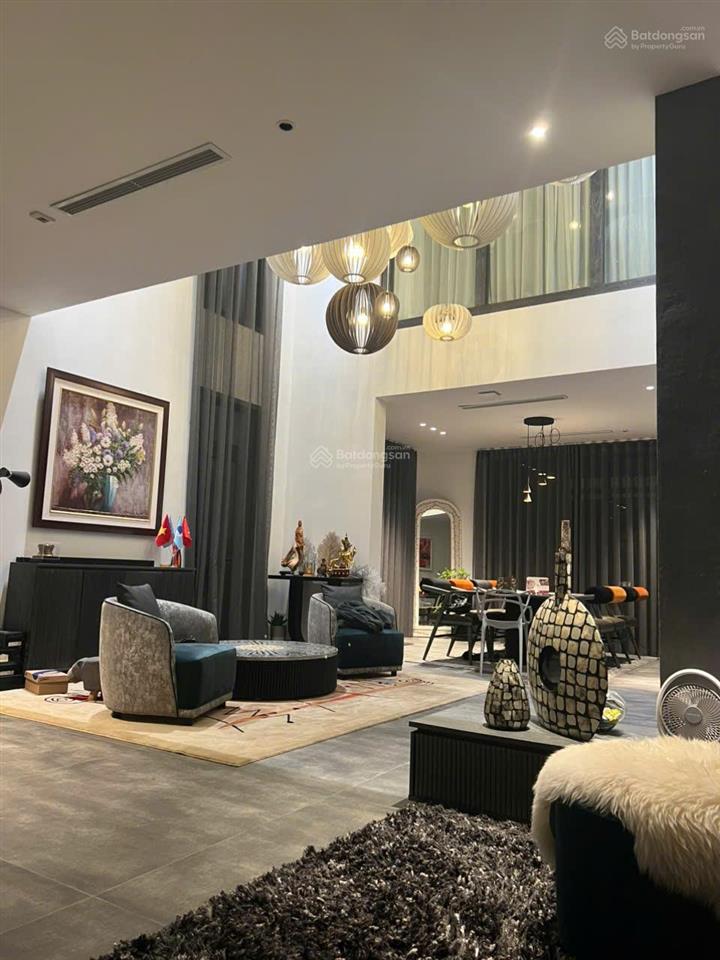 Có nhu cầu chuyển đổi, bán căn đơn lập vip full nôi thất cực đẹp, nhận nhà ở ngay.  0919 558 ***