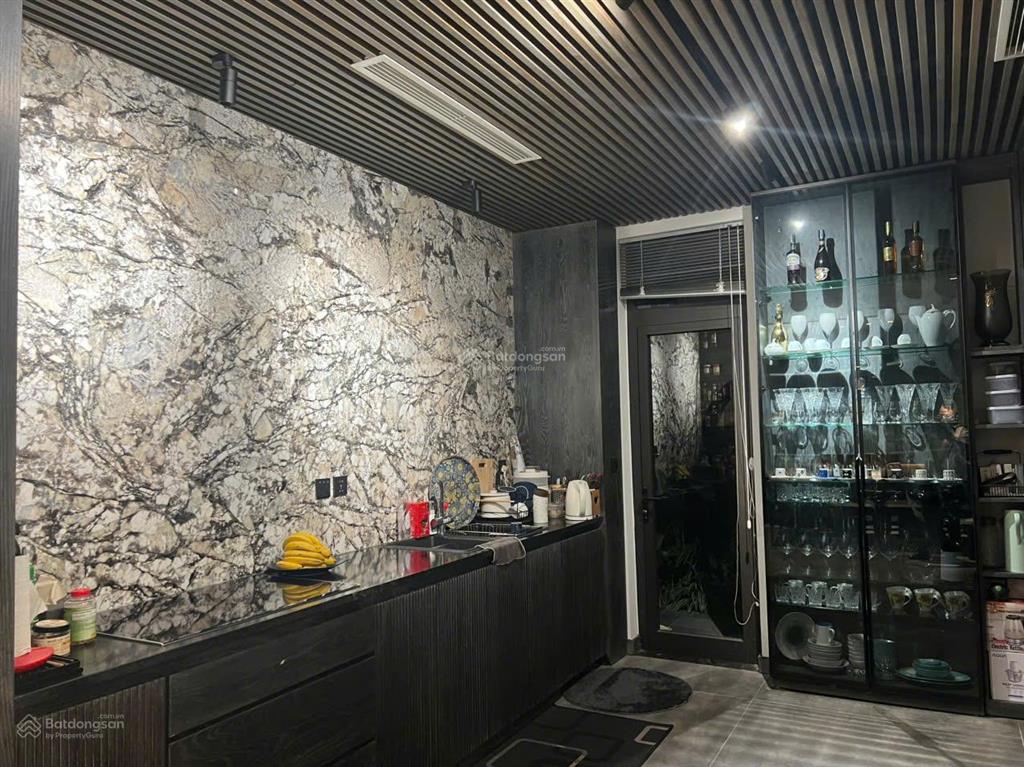 Có nhu cầu chuyển đổi, bán căn đơn lập vip full nôi thất cực đẹp, nhận nhà ở ngay.  0919 558 ***