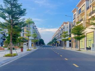 Giỏ hàng tháng 7 giá đầu tư  nhà phố 4,7 tỷ, biệt thự chỉ 7.x tỷ (giá thật 100%).  0938 193 ***