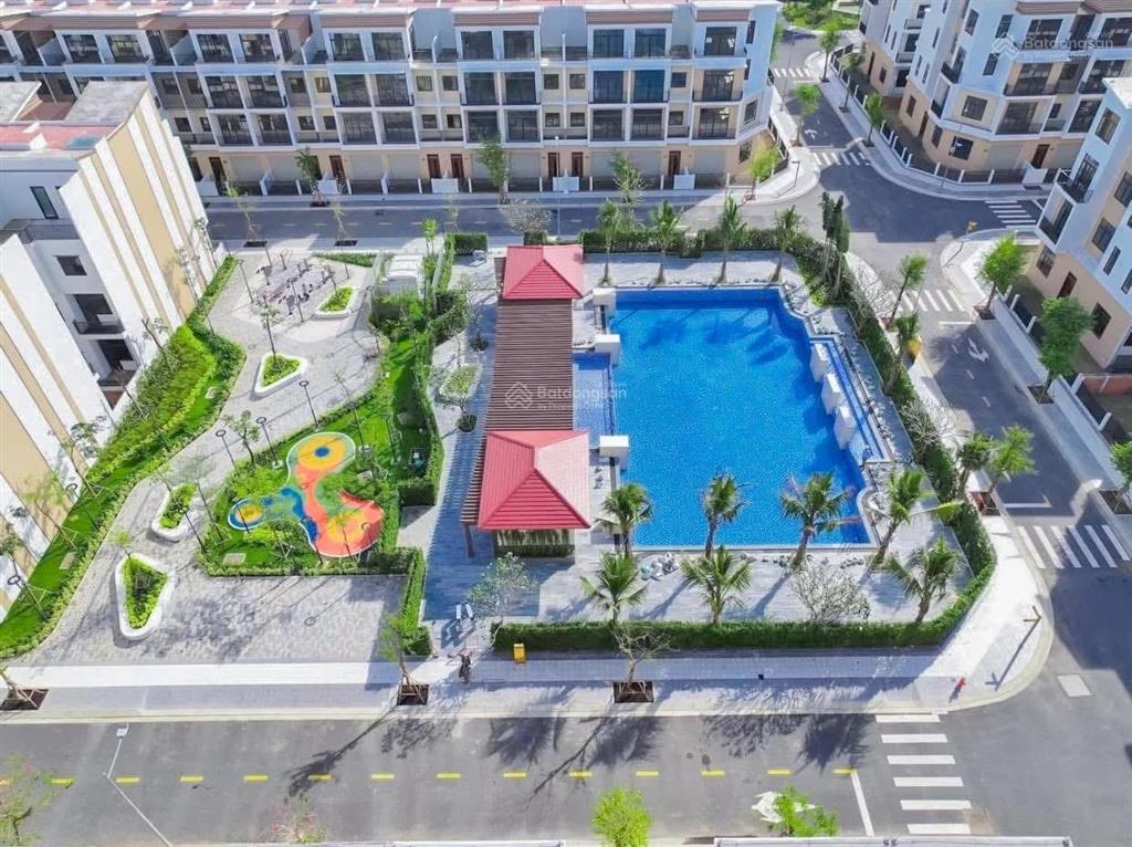 Nhà phố xây sẵn 6x18m, giá 5,3 tỷ (full giá 100%), giá tốt nhất để đầu tư.  em phước 0938 193 ***