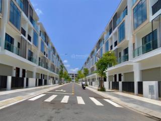 Nhà phố 4 tầng 6x20, cạnh trường học  phố ẩm thực giá 5,5 tỷ (full 100%).  0938 193 *** em phước