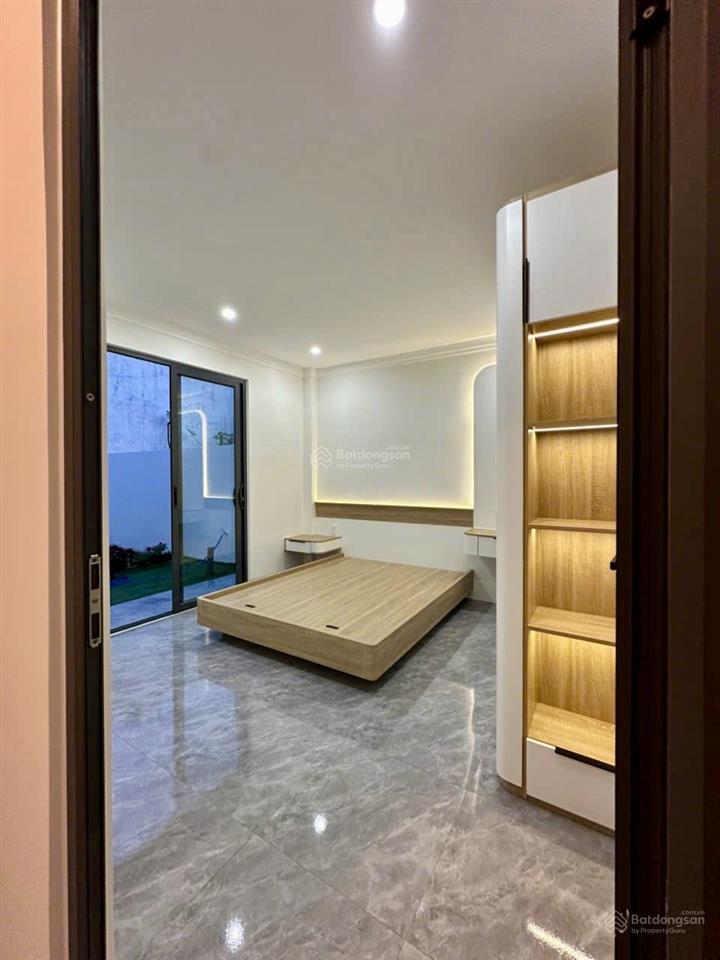 Nhà mê lửng rất đẹp đầu thôn 8 cưebur (phường bmt) cách ngã sáu 7km  1.990 tỷ