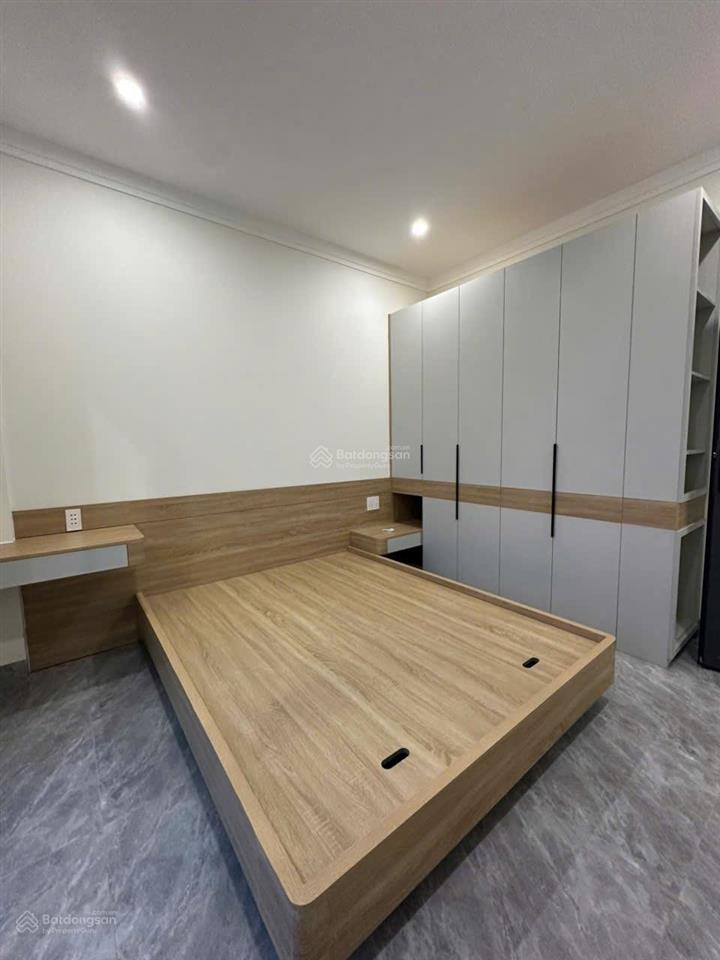 Nhà mê lửng rất đẹp đầu thôn 8 cưebur (phường bmt) cách ngã sáu 7km  1.990 tỷ