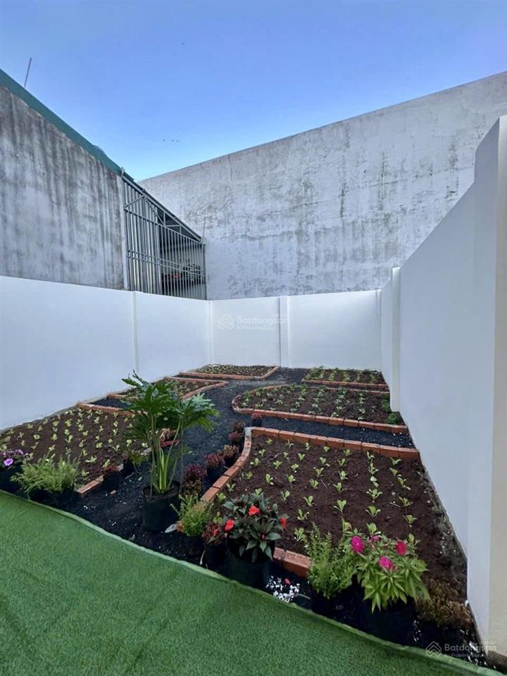 Nhà mê lửng rất đẹp đầu thôn 8 cưebur (phường bmt) cách ngã sáu 7km  1.990 tỷ