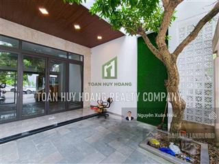 Nhà 3 phòng ngủ rộng rãi khu nam việt á  d336