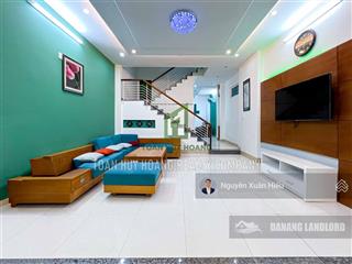 Nhà 3 tầng 3 phòng ngủ gần biển mỹ khê  c988