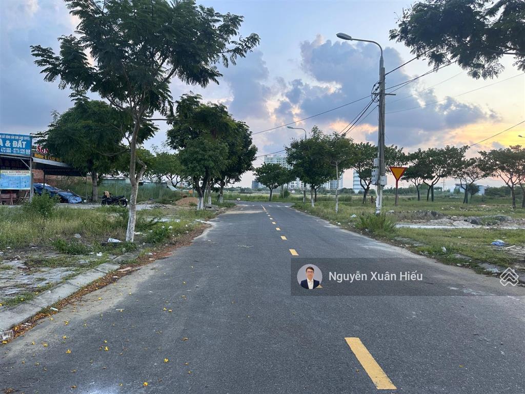 Bán đất đường phan tòng gần biển tân trà  cách biển chỉ 150m, giá 6.25 tỷ
