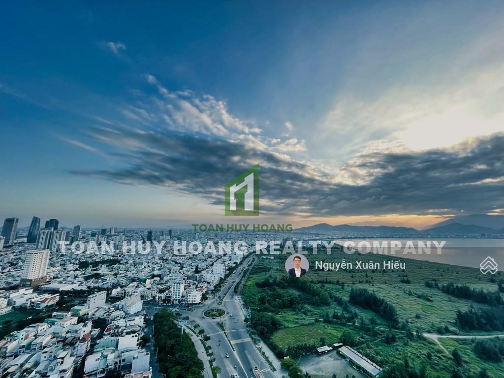 Bán căn hộ blooming 2 phòng ngủ, 108m2 tầng cao view biển, đầy đủ nội thất