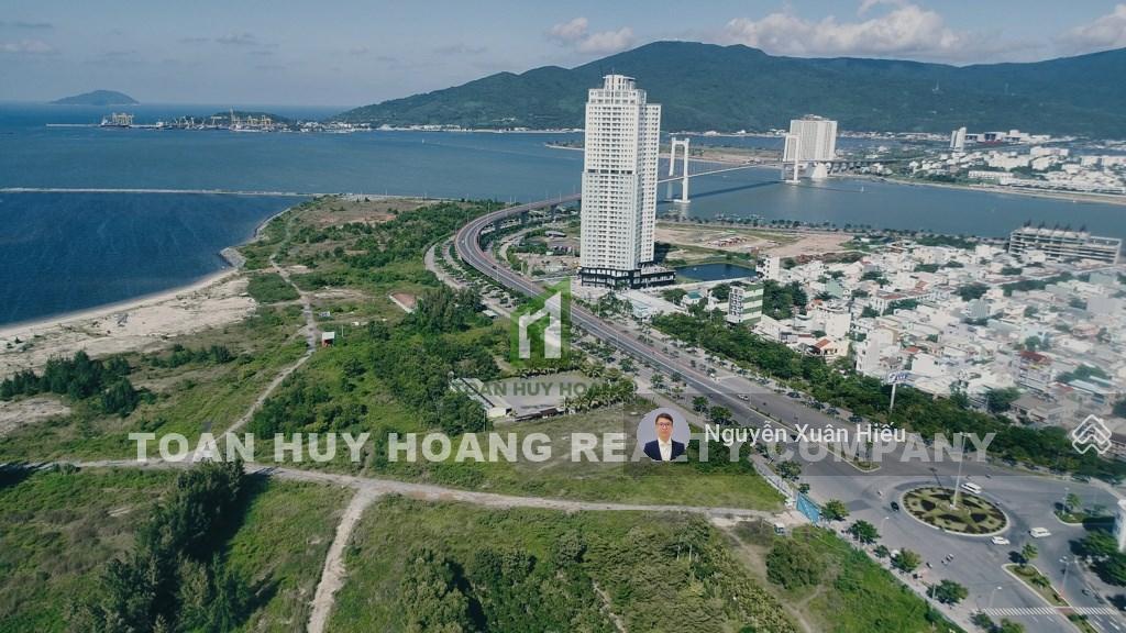 Bán căn hộ blooming 2 phòng ngủ, 108m2 tầng cao view biển, đầy đủ nội thất