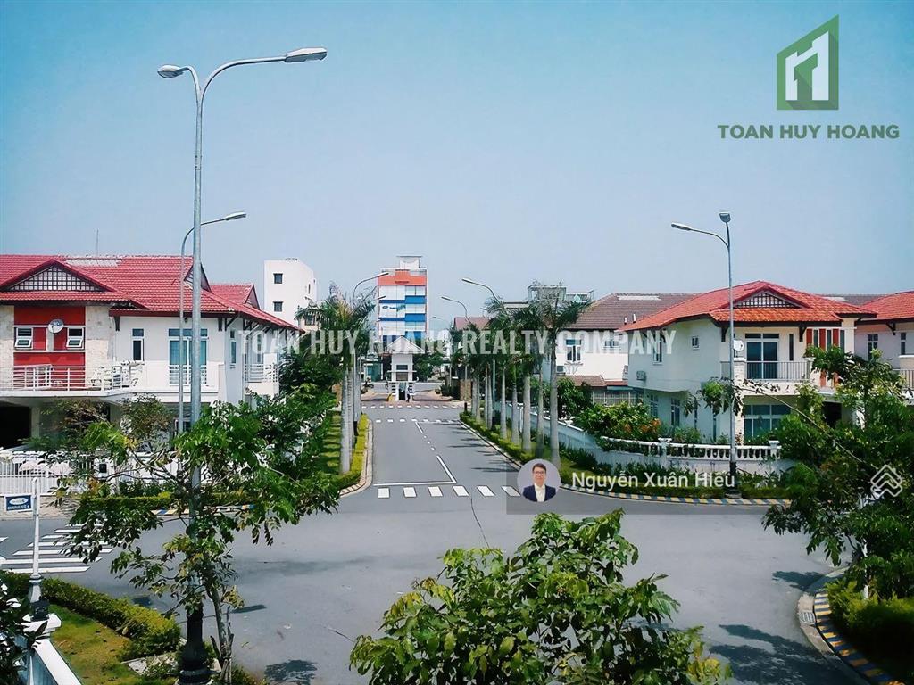 Bán biệt thự phúc lộc viên 4 phòng ngủ 288m2 view công viên khu dân trí cao an ninh bảo vệ 24/7