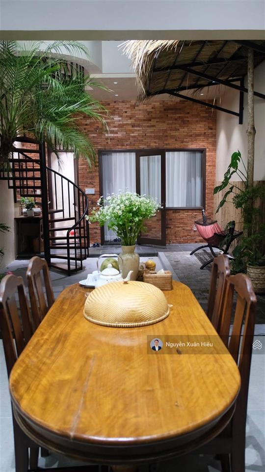 Bán nhà phong cách hội an  mỹ đa tây 5, nam việt á  gần sông  100m2  phù hợp airbnb