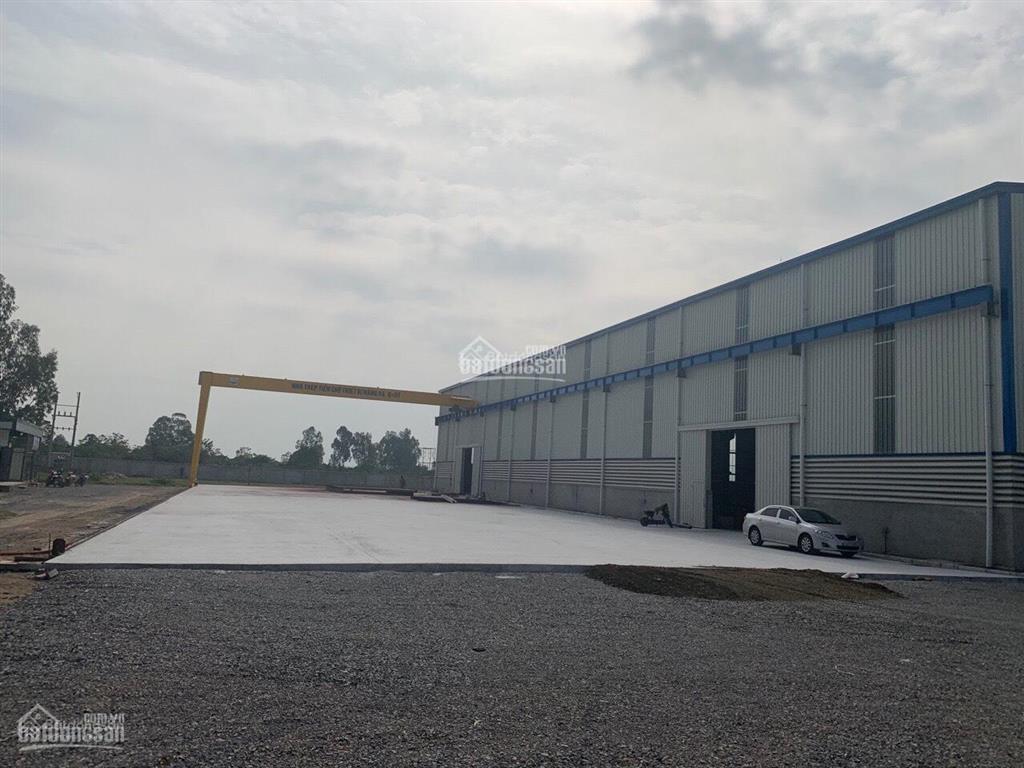 Cho thuê gấp xưởng 2400m2 độc lập trong kcn đình vũ, hải phòng