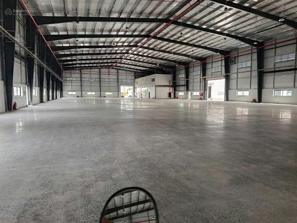 Cho thuê xưởng 4600m2 kcn đồng văn, hà nam
