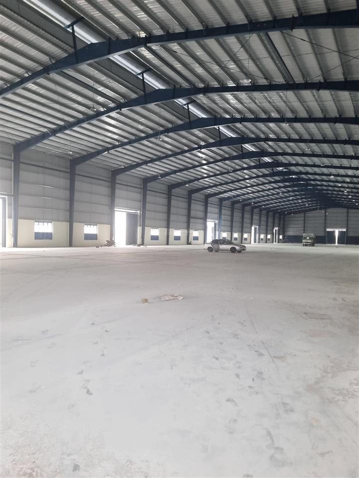 Cần cho thuê gấp xưởng 2000m2 kcn yên mỹ, hưng yên