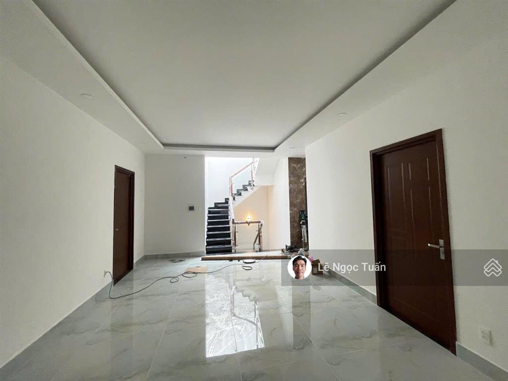 Bán 38 tỷ shophouse manhattan, vinhomes grand park