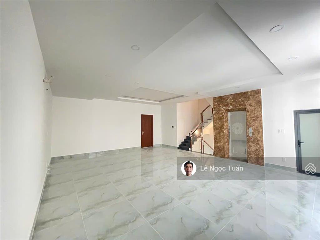 Bán 38 tỷ shophouse manhattan, vinhomes grand park