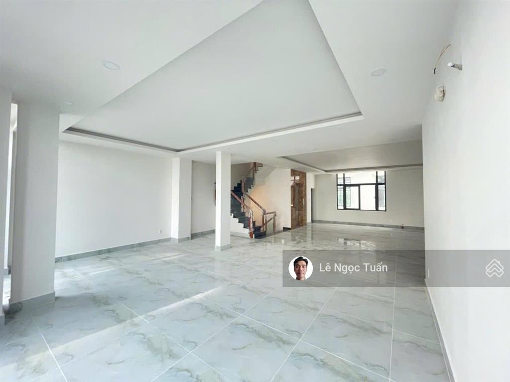 Bán 38 tỷ shophouse manhattan, vinhomes grand park