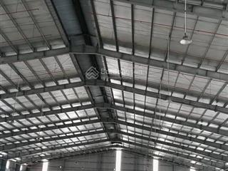 Bán nhà xưởng 4.200m2 kcn long hậu, pháp lý hoàn chỉnh, bàn giao ngay, bình điện 300kva