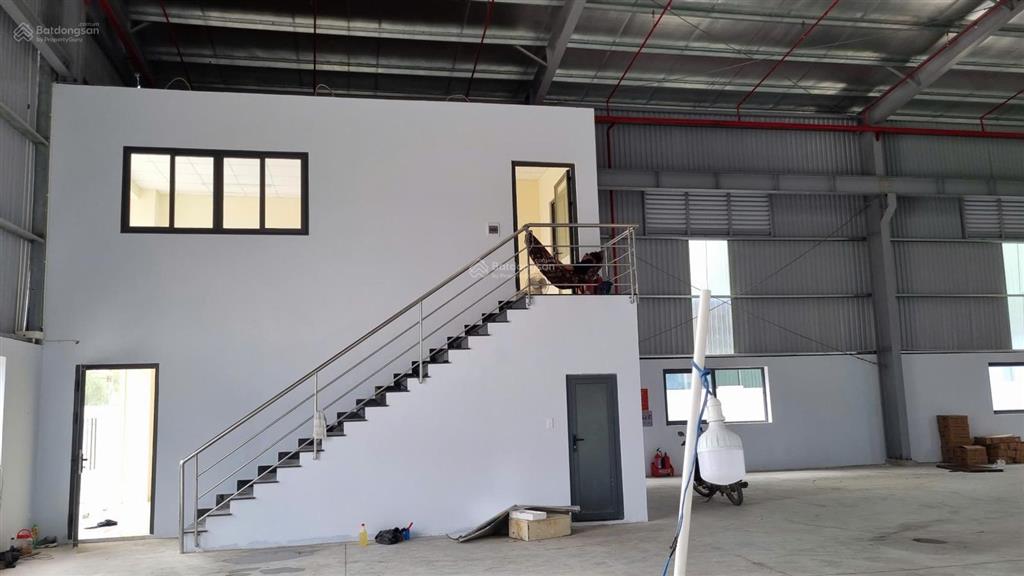 Long an bán nhà xưởng 1.200m² trong kcn đức hòa 3, tây ninh, điện 250kva, giá bán 20 tỷ