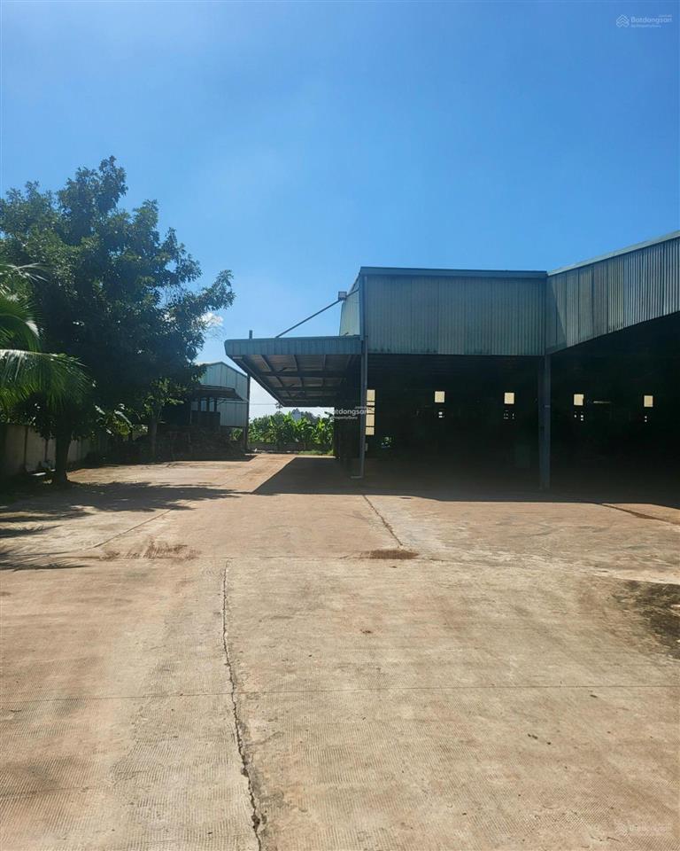Bán nhà xưởng tổng diện tích 33000m2 (3,3 ha) xã vĩnh tân, huyện vĩnh cửu, đồng nai